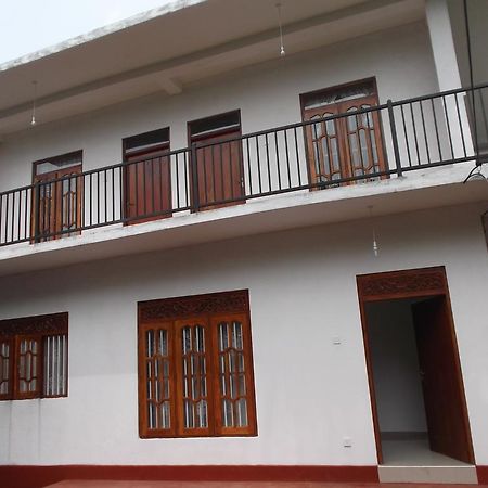 Sumudu Villa Hikkaduwa Exterior photo